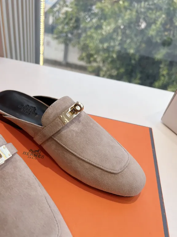 Hermes Shoe 